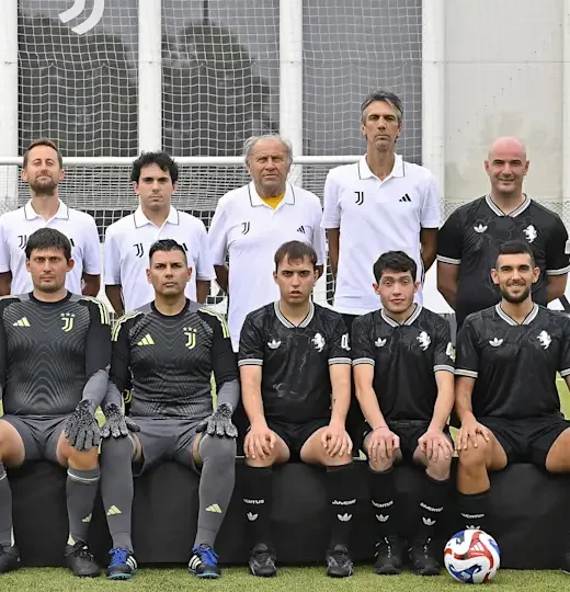 团队合影 |尤文图斯一号残奥会代表队赛季拉开帷幕！